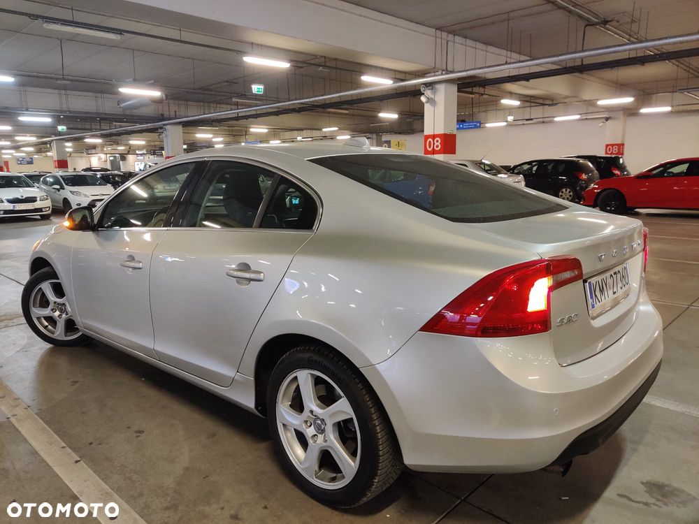 Volvo S60 D2 - 2
