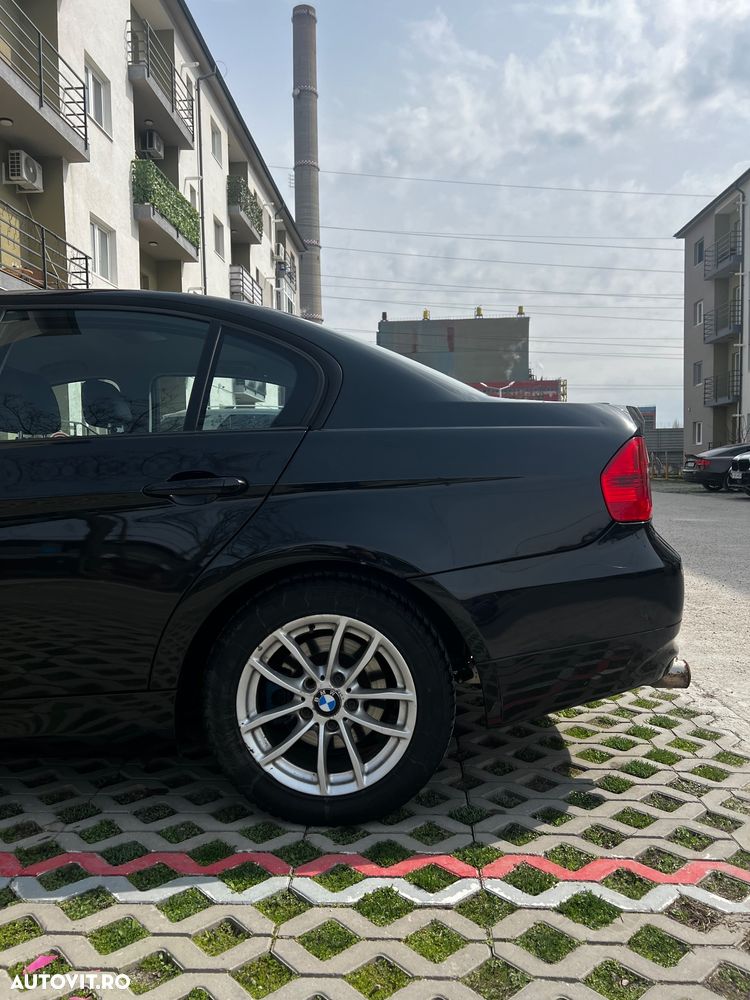 BMW Seria 3 - 13