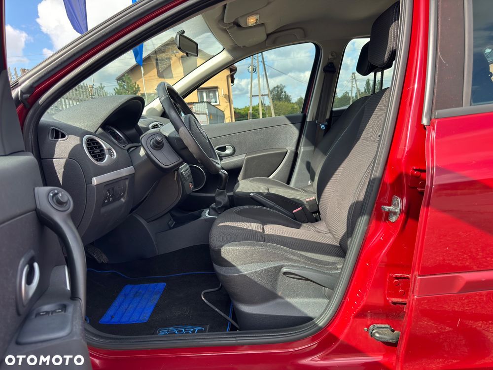 Renault Clio 1.2 16V Expression - 17