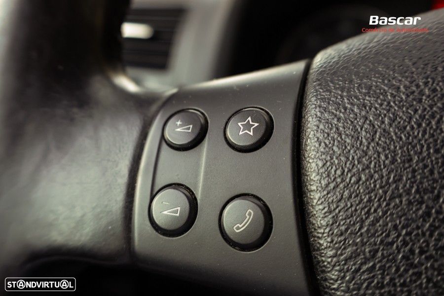 VW Golf Variant 1.9 TDi BlueM Sportline - 24