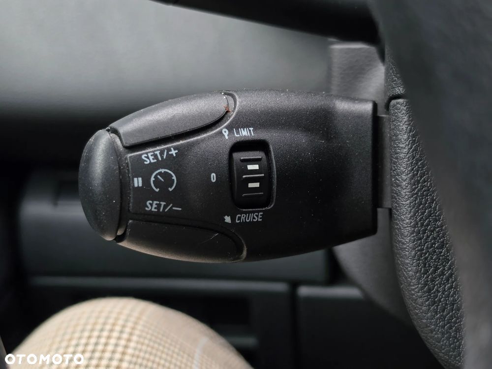 Peugeot 5008 - 31