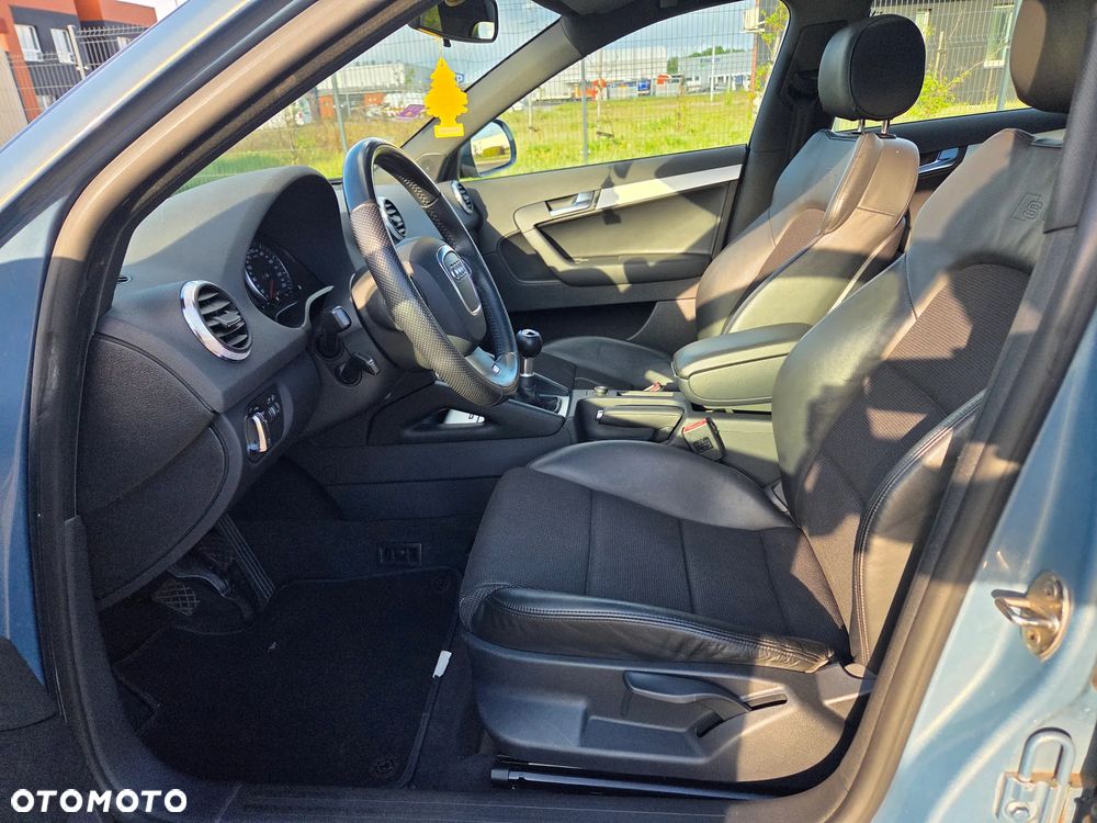 Audi A3 Sportback 1.8 TFSI S line Sportpaket Plus - 24