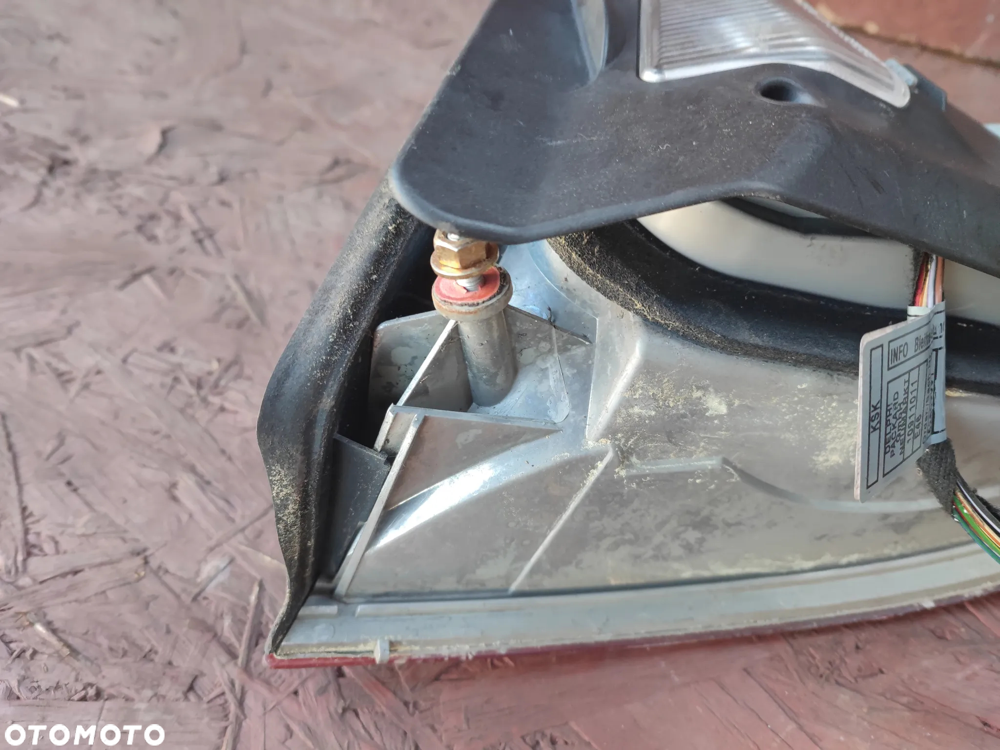 BMW E46 COUPE ORYGINALNE LAMPY TYŁ LED / DIODOWE POLIFT + KOSTKI + WKŁADY O NR. 63 21 6 920 699 / 63 21 6 920 700 OEM M-PAKIET ( BIAŁY KIERUNEK ) W BARDZO DOBRYM STANIE - 16