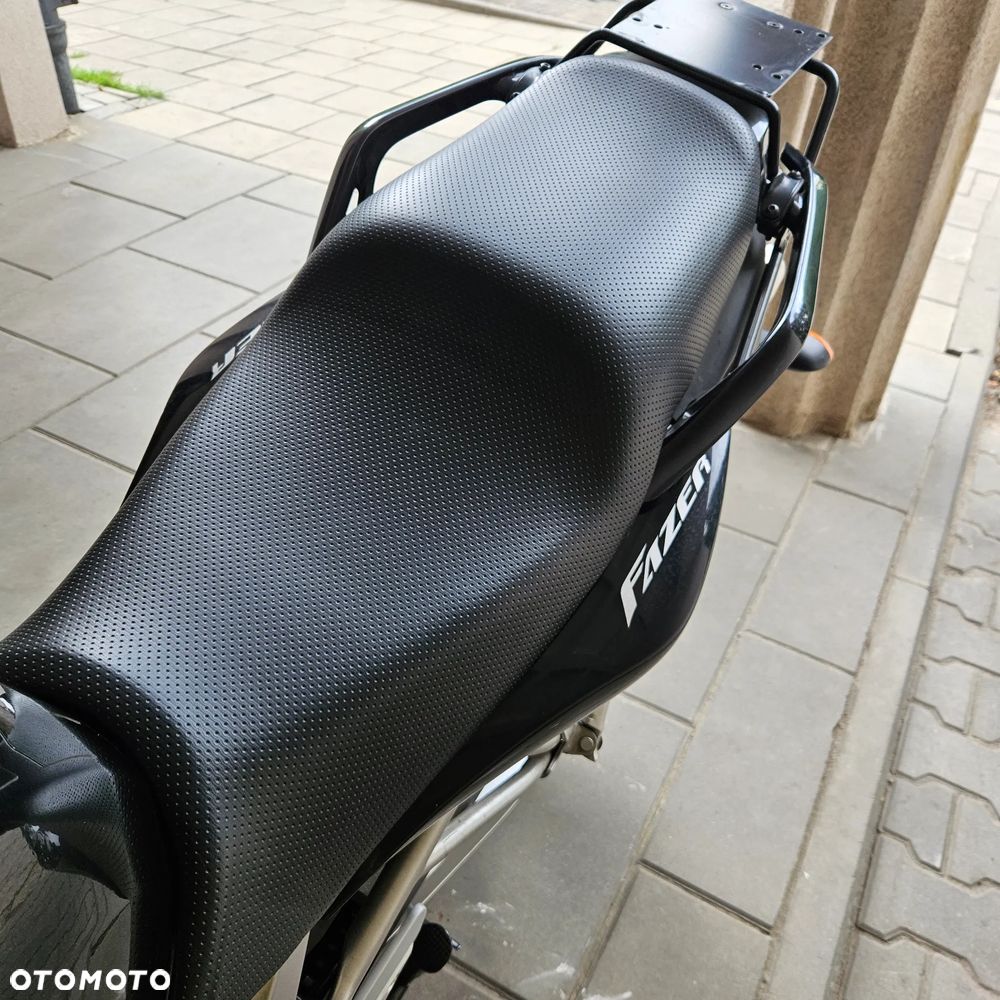 Yamaha FZ6 - 21