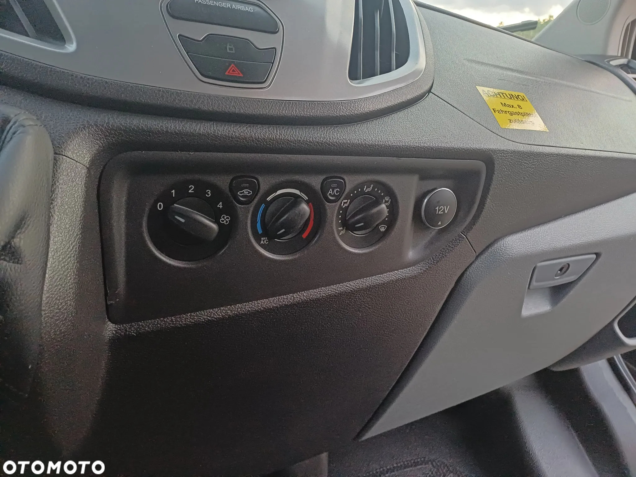 Ford Transit - 19