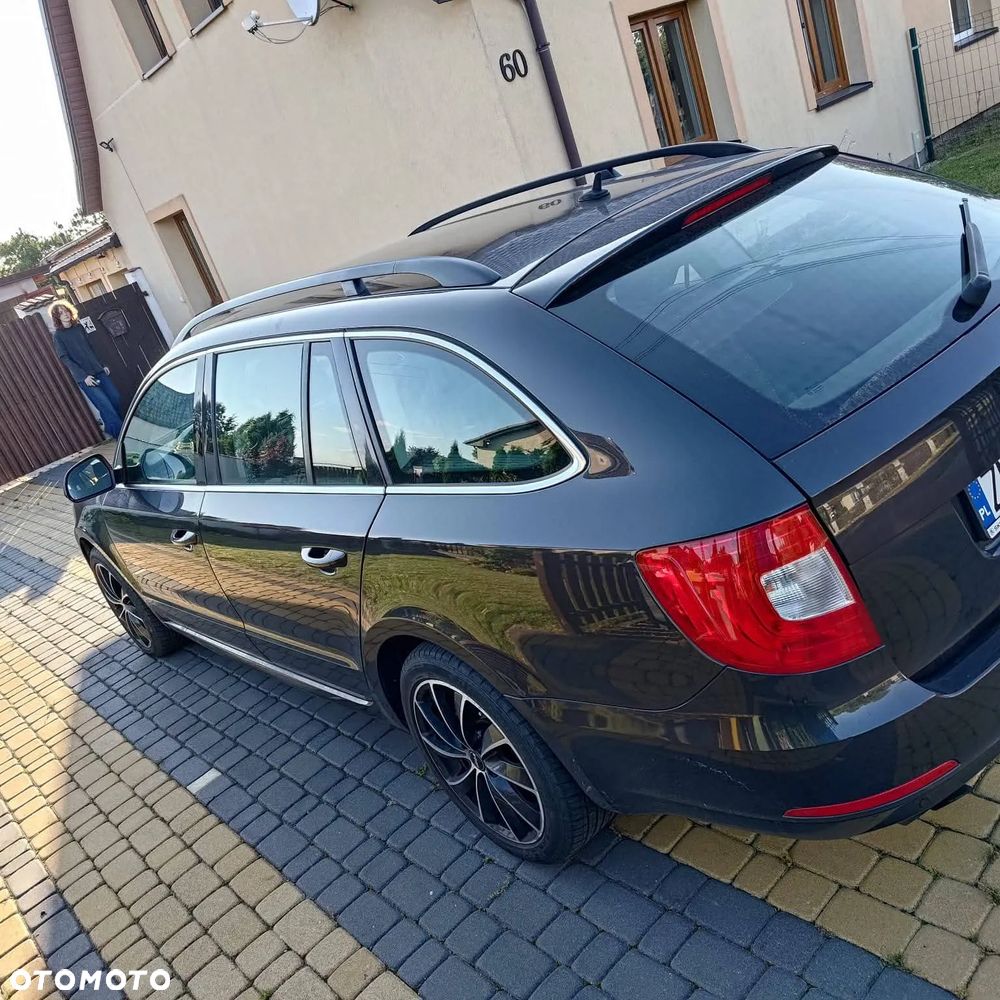 Skoda Superb 2.0 TDI Ambition - 2