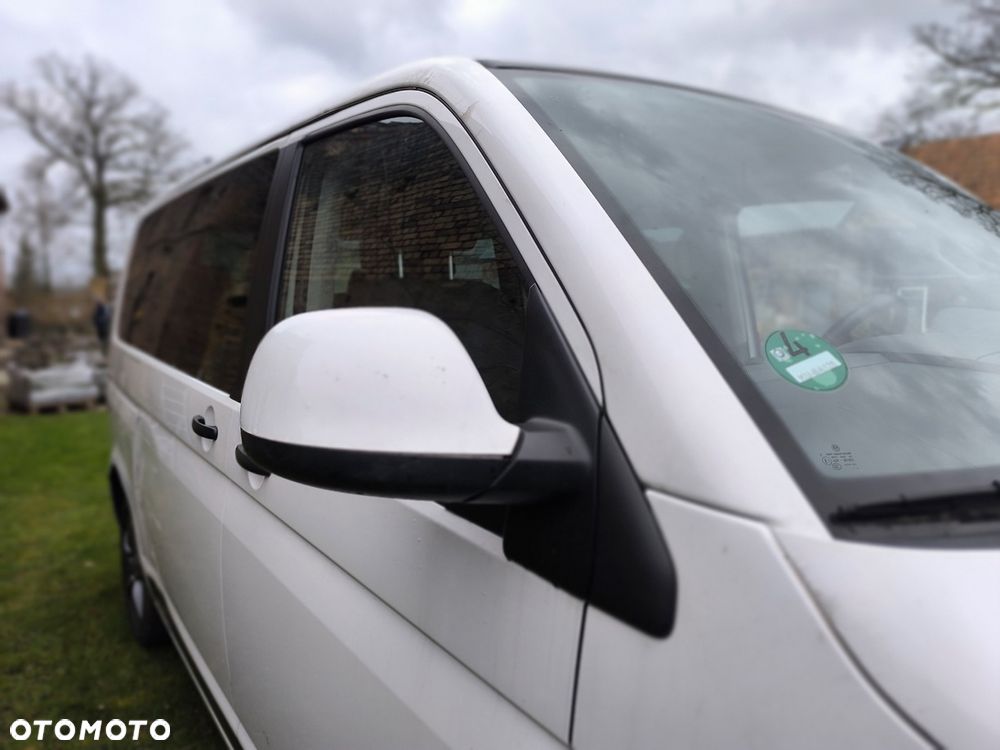 Volkswagen Multivan - 27