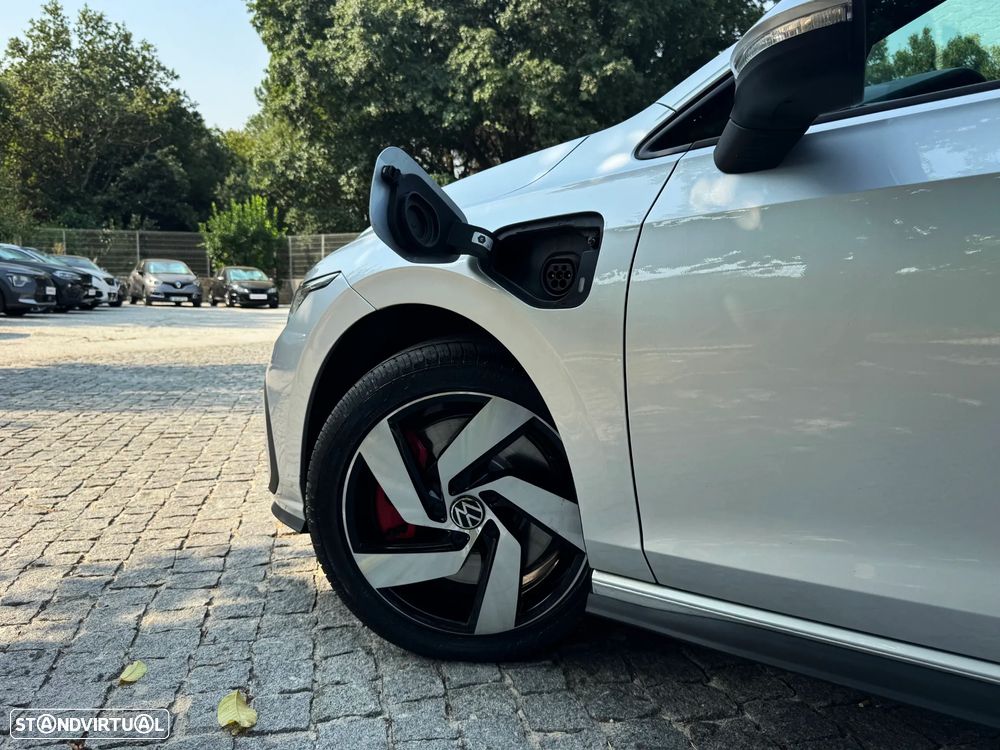 VW Golf 1.4 TSI GTE DSG - 39