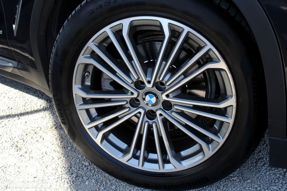 BMW X3 20 d xDrive Line Luxury - 19