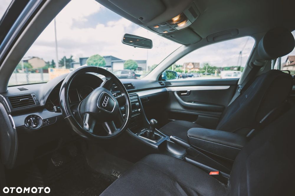 Audi A4 Avant 1.6 - 10