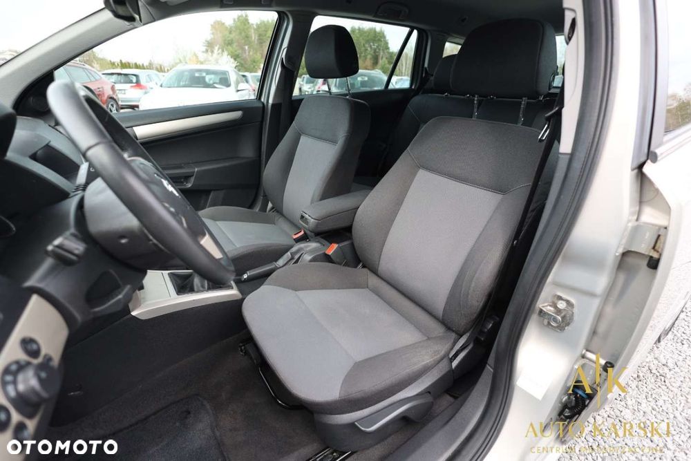 Opel Astra - 38