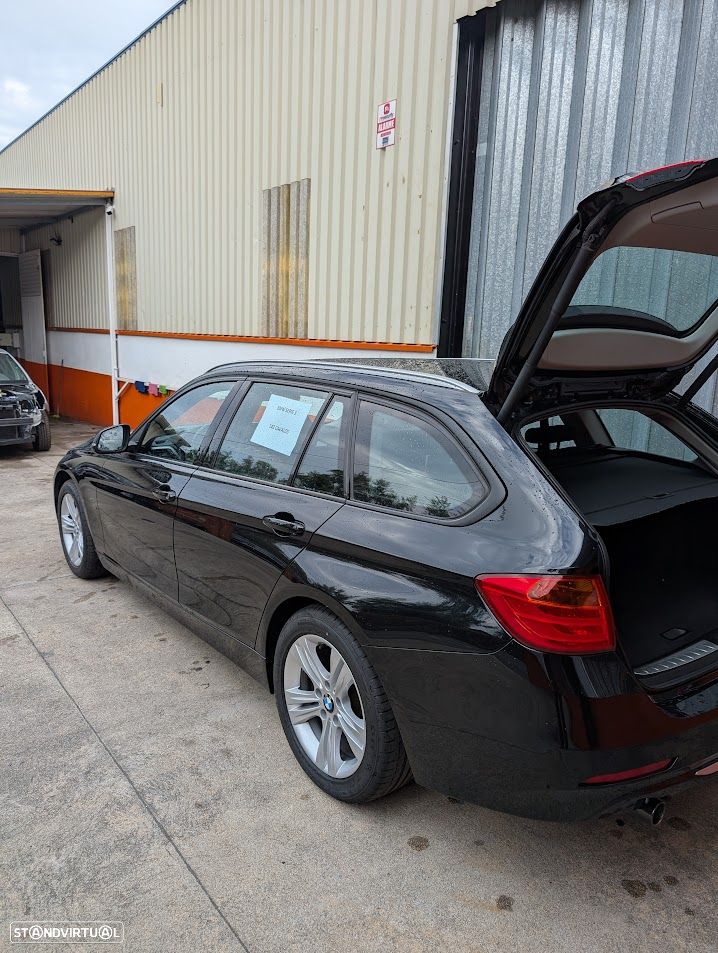 BMW 318 d Touring Line Sport - 11
