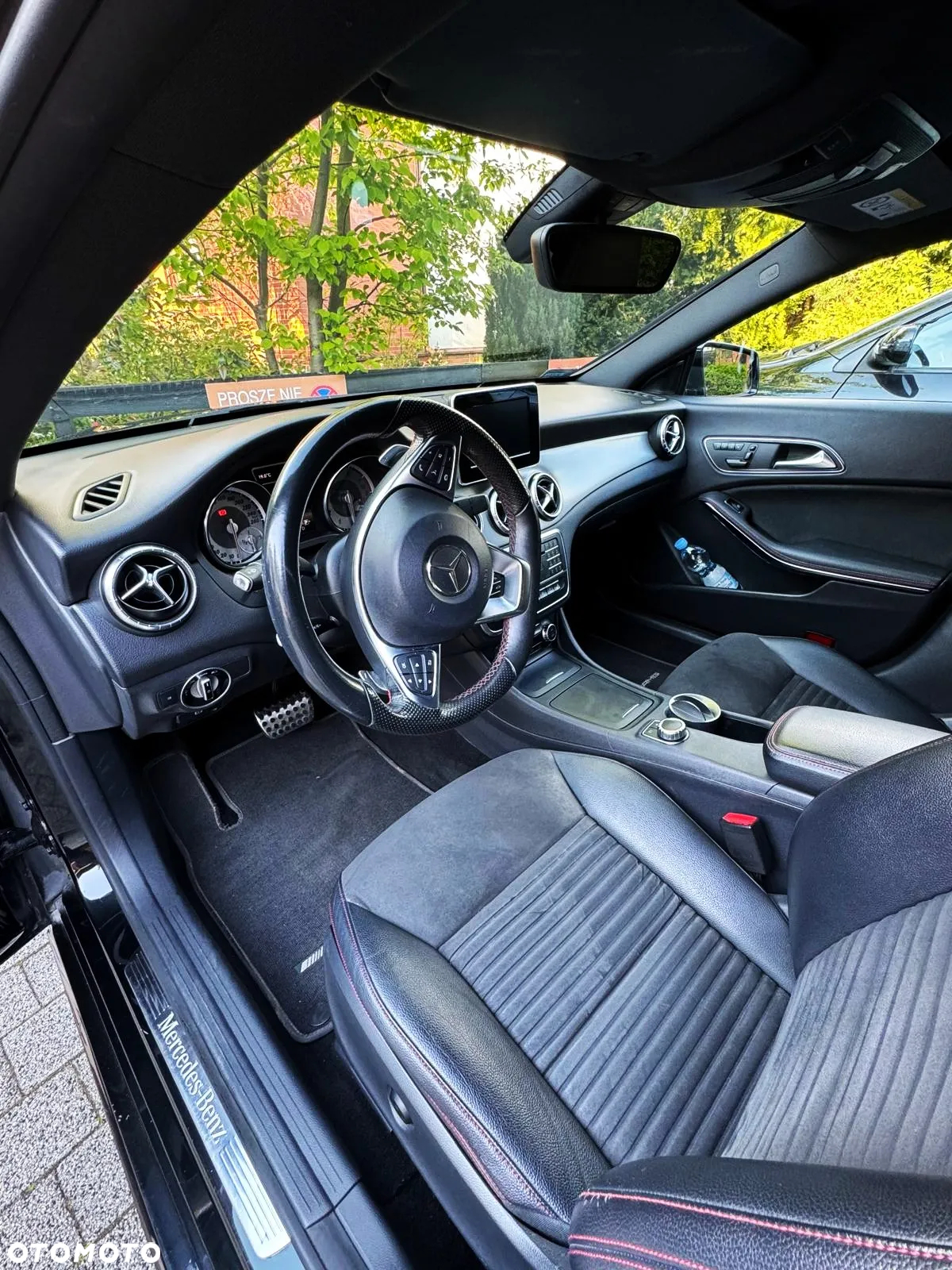 Mercedes-Benz CLA - 6