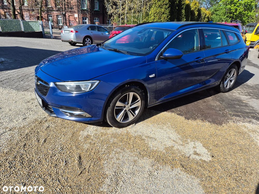 Opel Insignia - 1