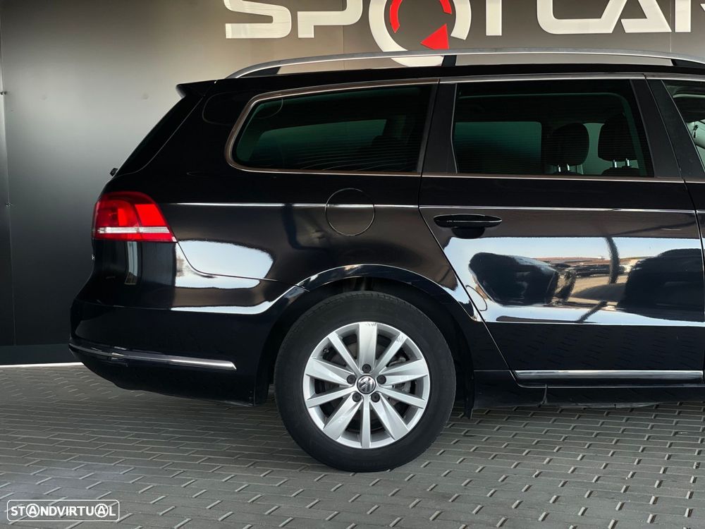 VW Passat Variant 1.6 TDI BlueMotion Comfortline - 9
