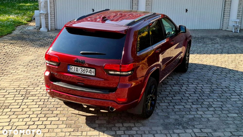 Jeep Grand Cherokee - 4