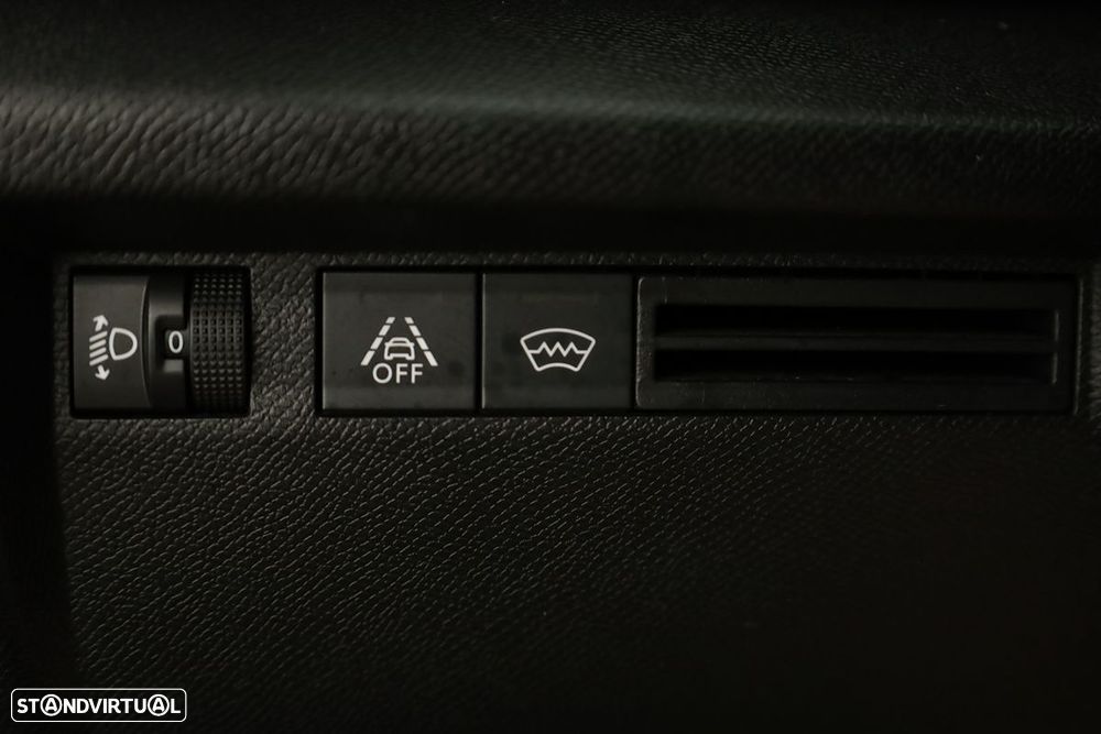 Citroën C4 1.2 PureTech Plus EAT8 - 19