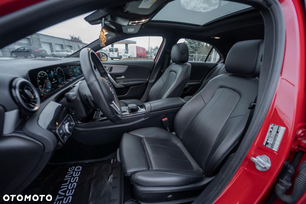 Mercedes-Benz Klasa A 220 4Matic 7G-DCT Style - 6