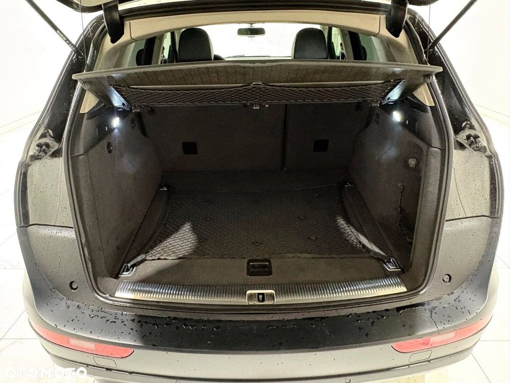 Audi Q5 Sportback - 16