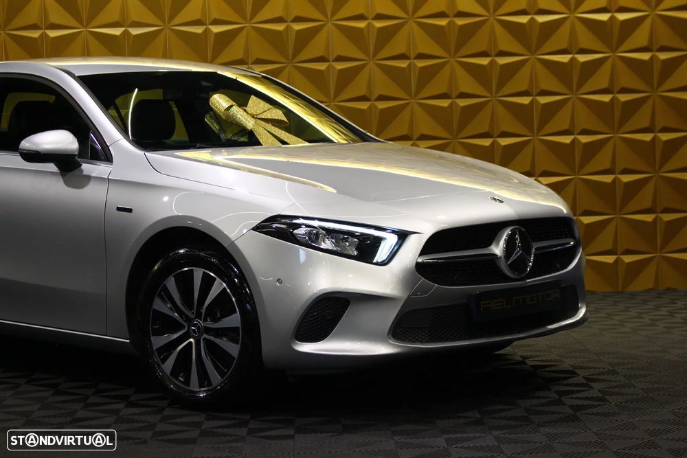 Mercedes-Benz A 250 e Progressive - 8