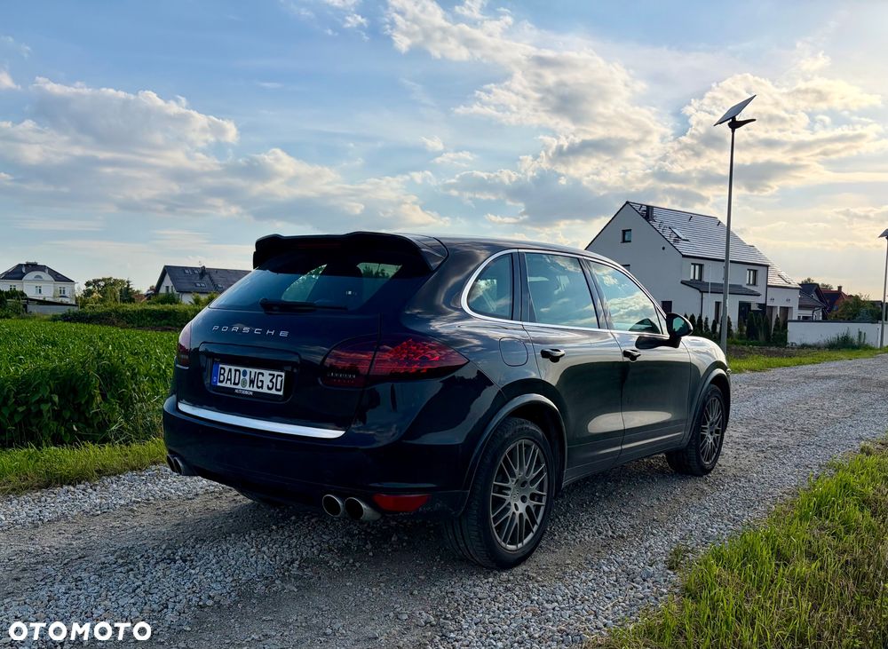 Porsche Cayenne S - 6