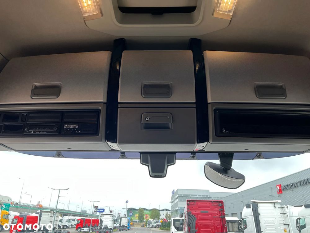 Renault HIGH 480 - 13