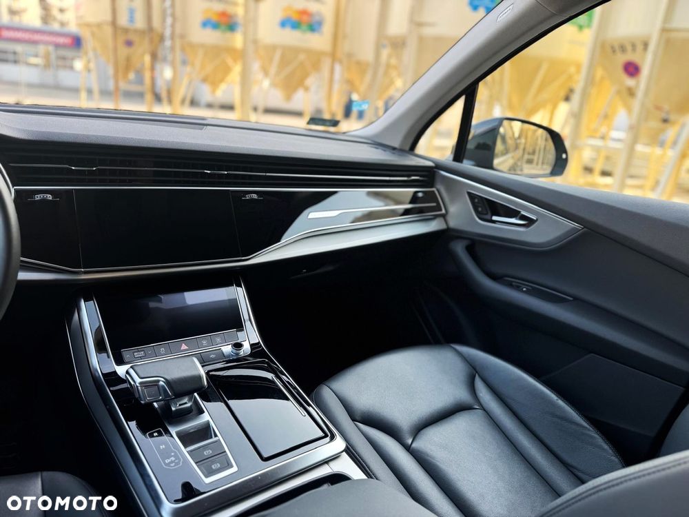 Audi Q7 - 23