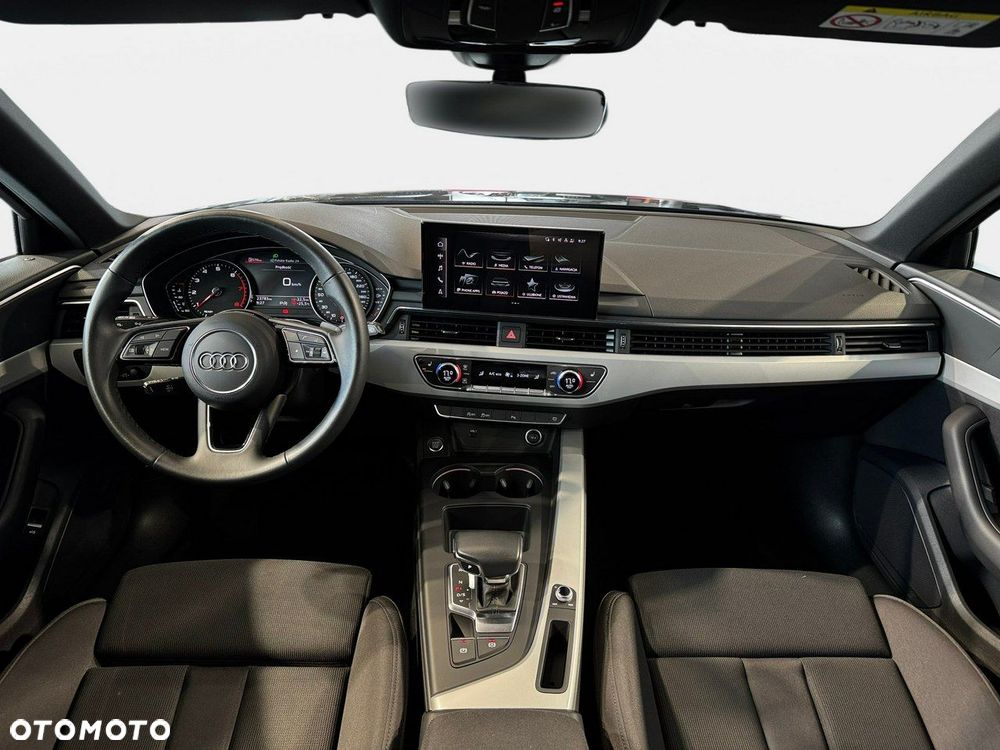 Audi A4 Avant - 22