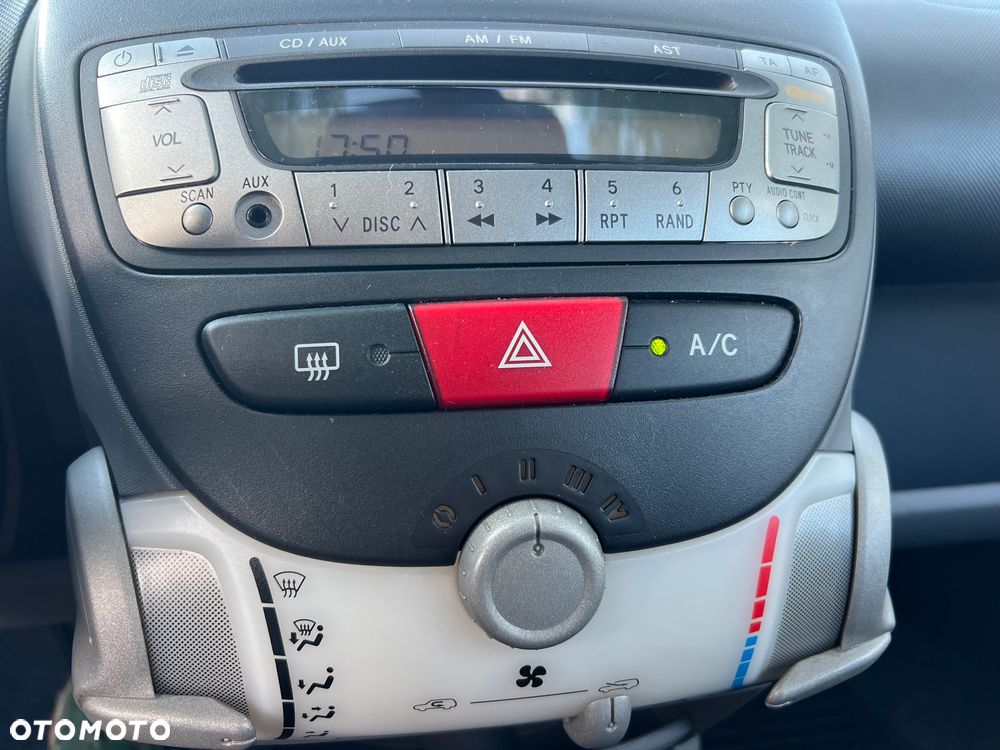 Toyota Aygo Multi Mode Cool&Go - 19