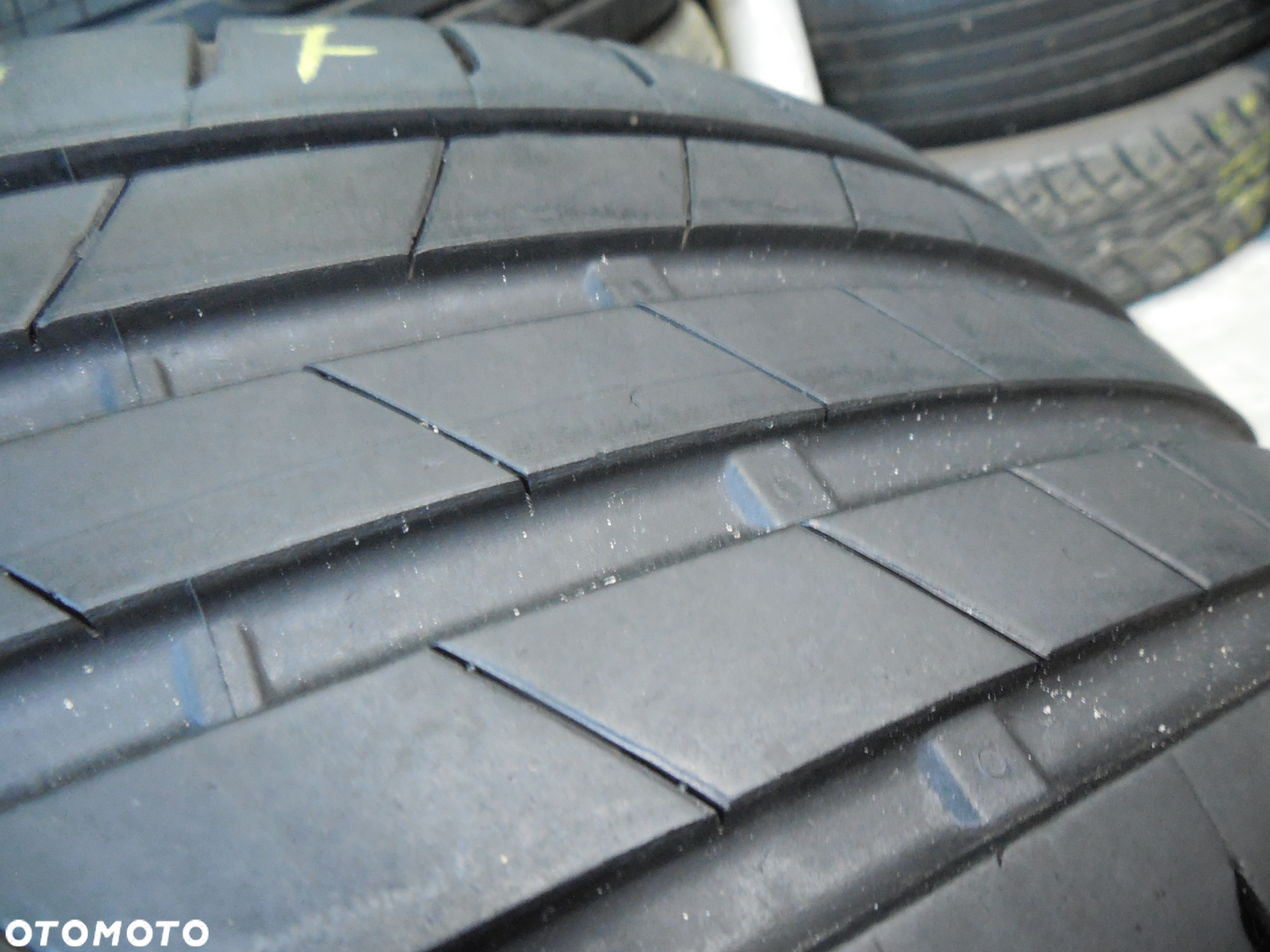 OPONA POJEDYNKA 225/45R17 BRIDGESTONE TURANZA T005 DOT 5019 7.1MM - 2