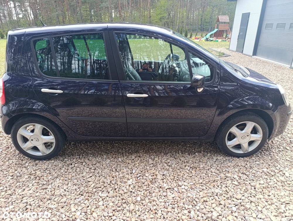 Renault Modus - 2