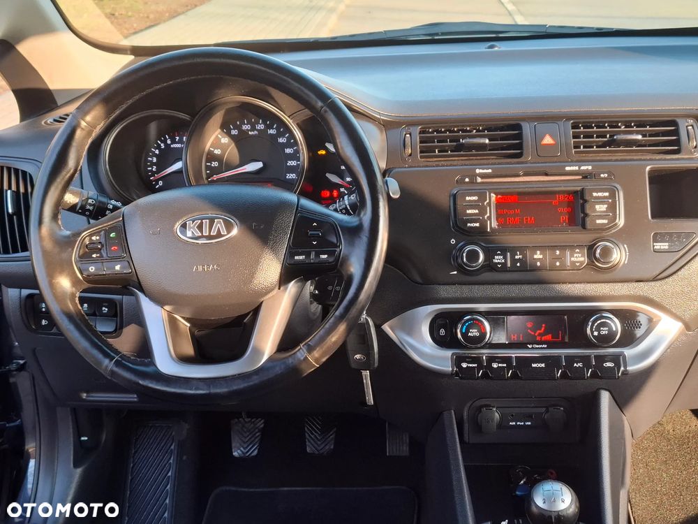 Kia Rio 1.2 Dream-Team Edition - 12