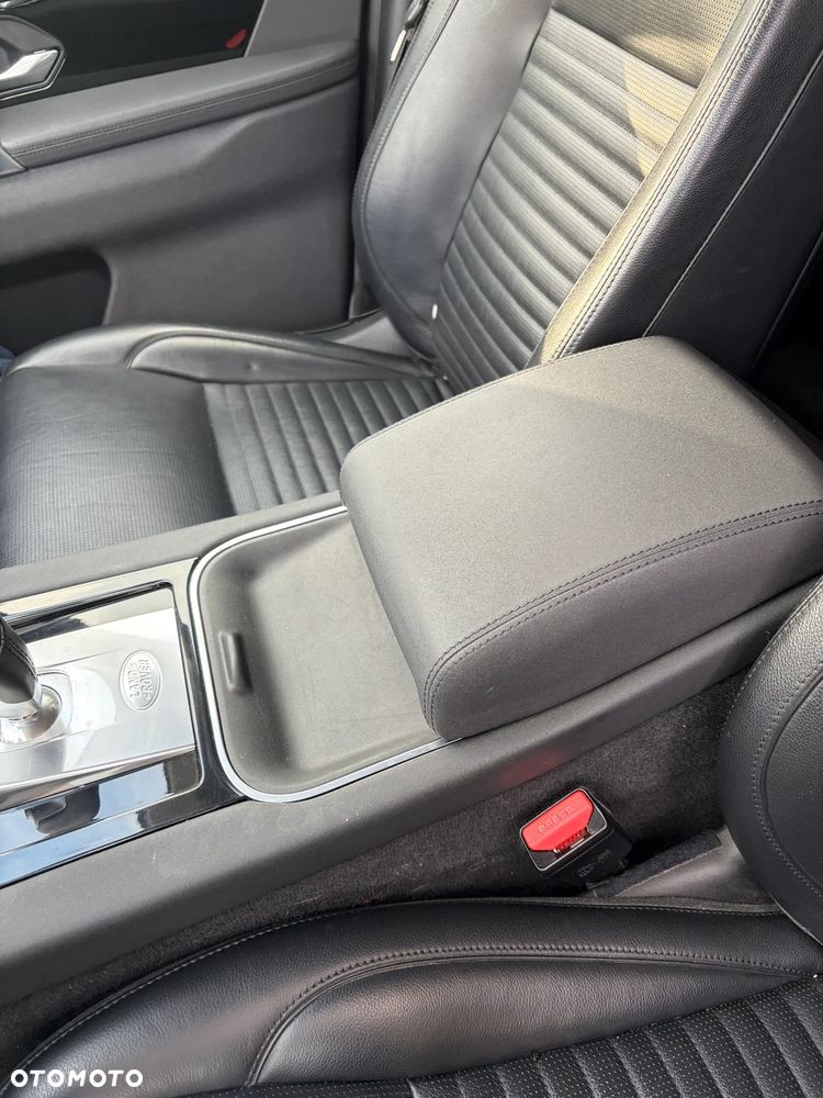 Land Rover Discovery Sport 2.0 D150 HSE - 22
