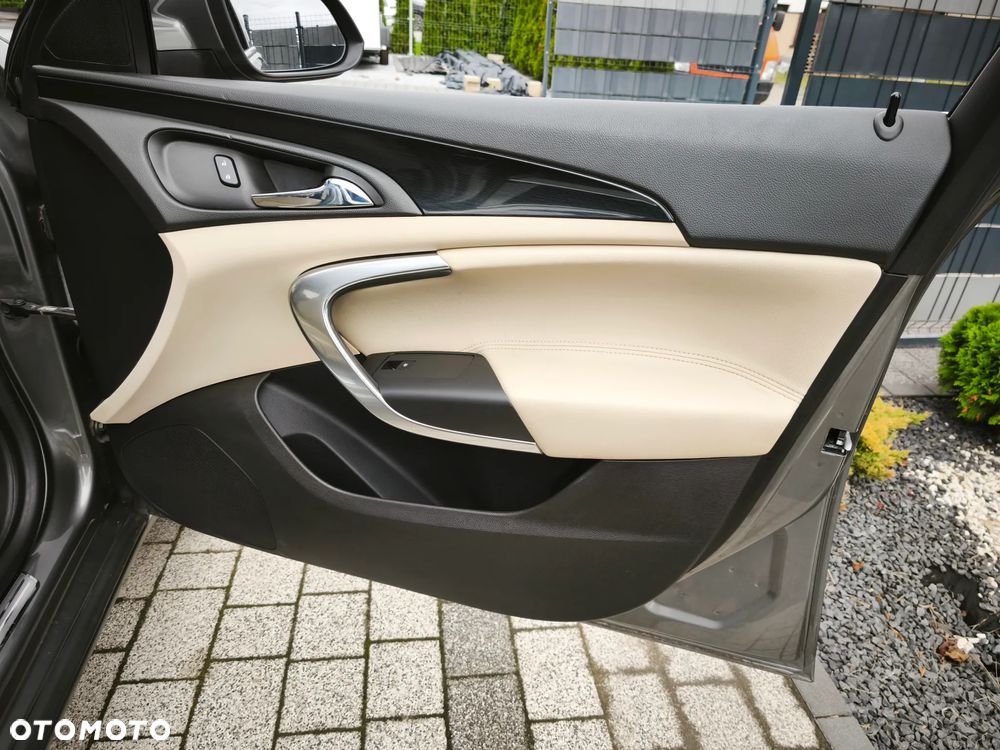 Opel Insignia 1.4 T Executive S&S - 34