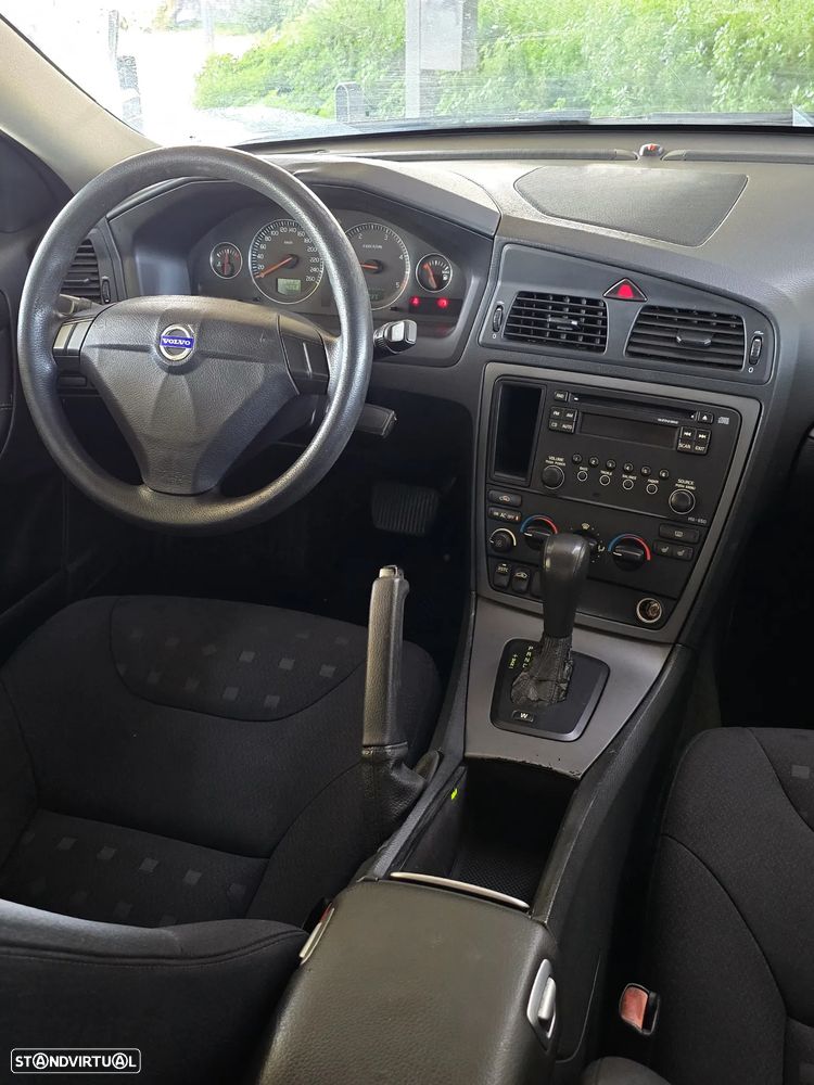 Volvo S60 2.4 D5 Nivel 3 Auto. - 5
