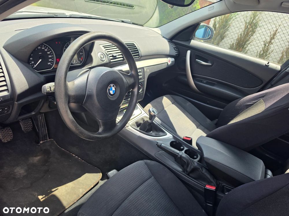 BMW Seria 1 - 21