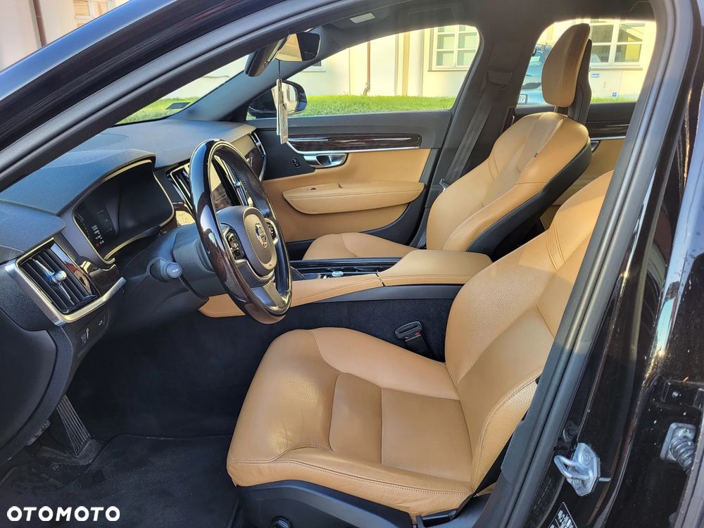 Volvo S90 D5 AWD Momentum - 14