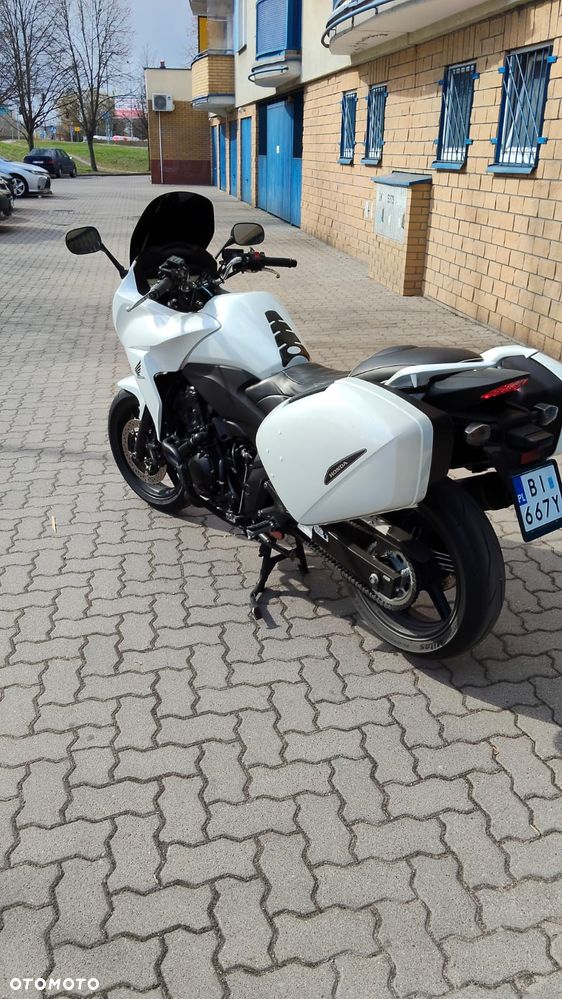 Honda CBF - 2