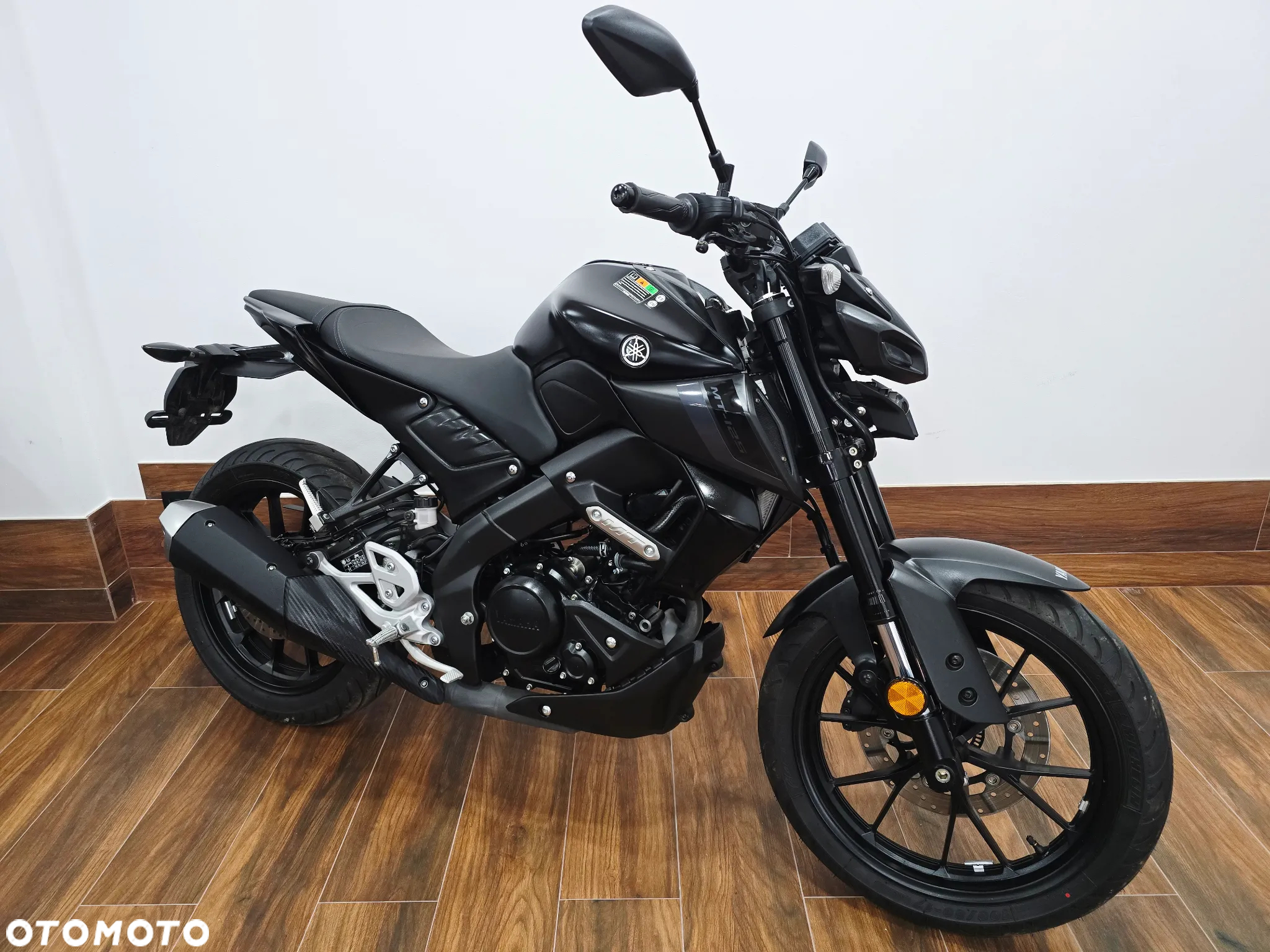 Yamaha MT - 8