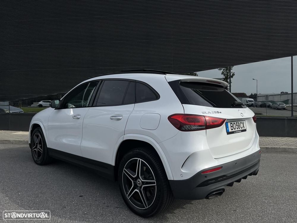 Mercedes-Benz GLA 250 e AMG Line - 17