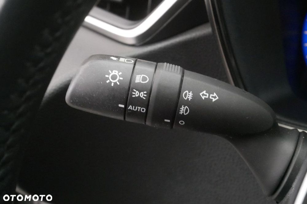 Toyota Corolla 1.8 Hybrid Comfort - 25