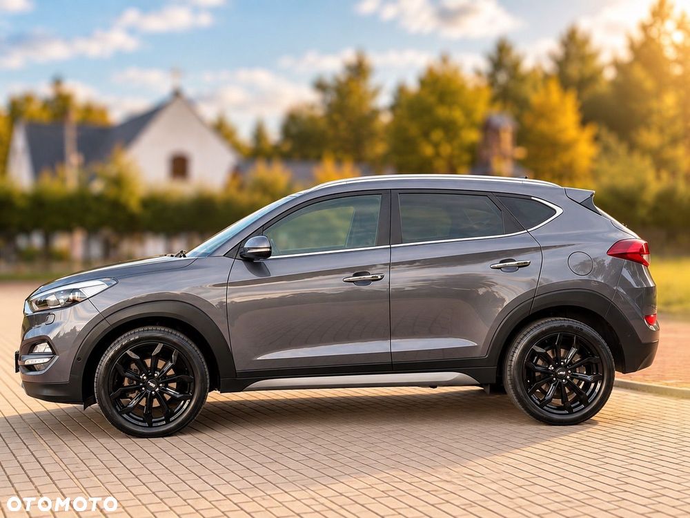Hyundai Tucson 2.0 CRDI 4WD Automatik Style - 4