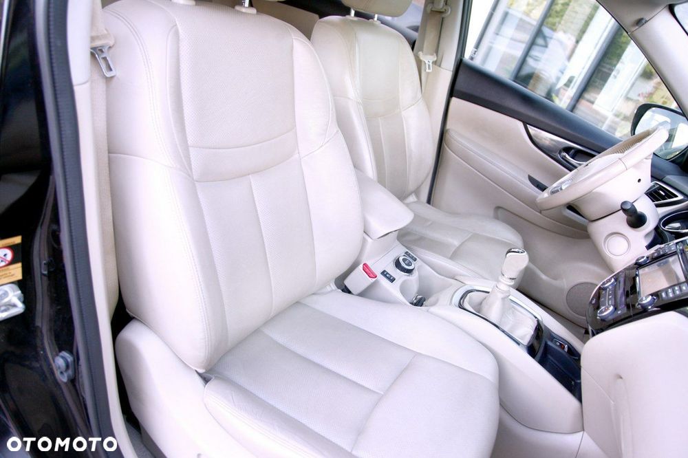 Nissan X-Trail 1.6 DCi Tekna 4WD - 16