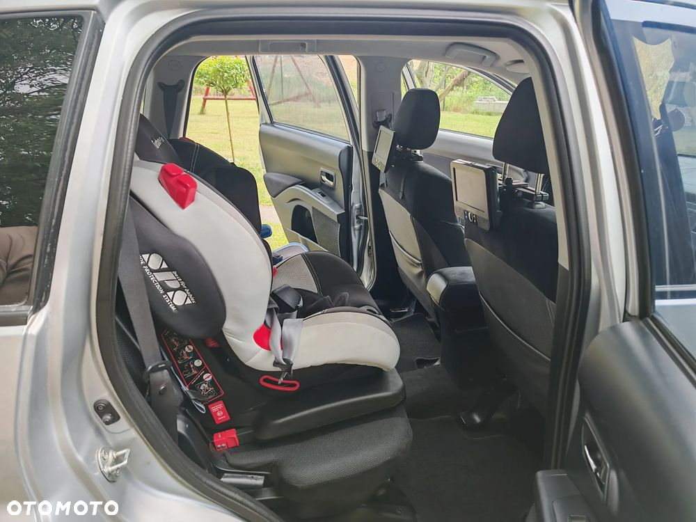 Mitsubishi Outlander 2.0 DID Instyle - 19
