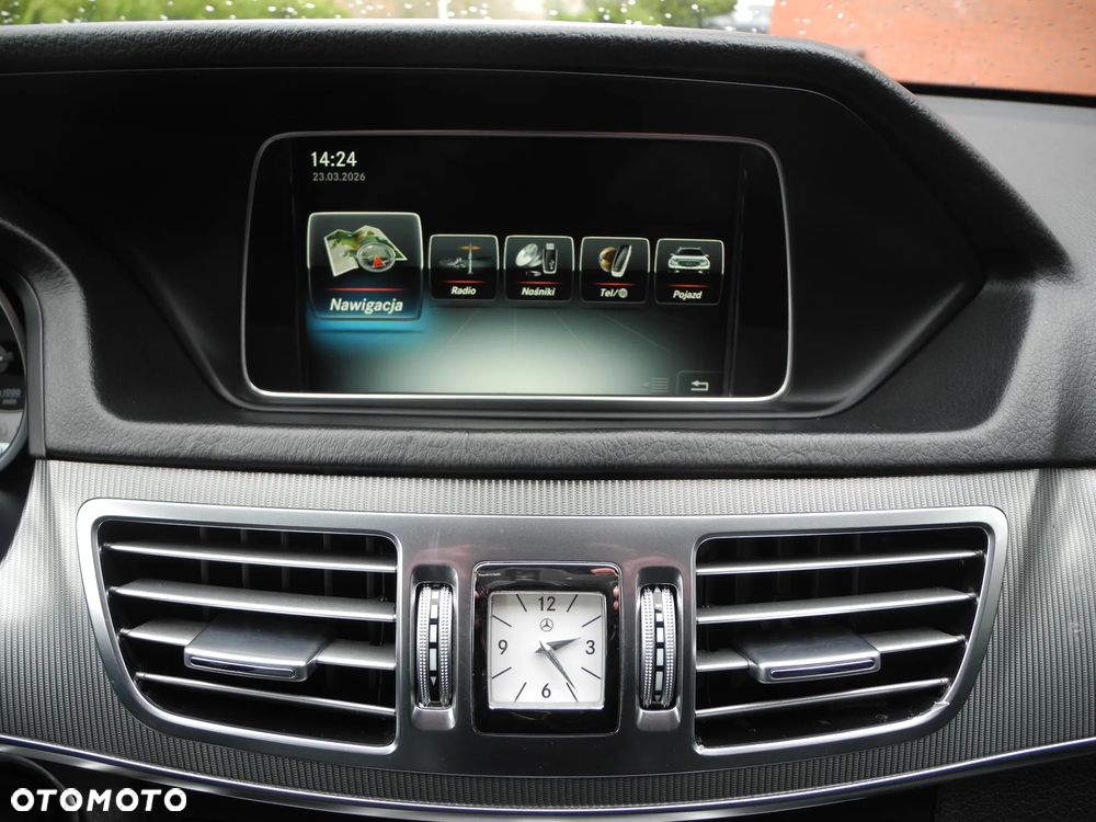 Mercedes-Benz Klasa E - 9