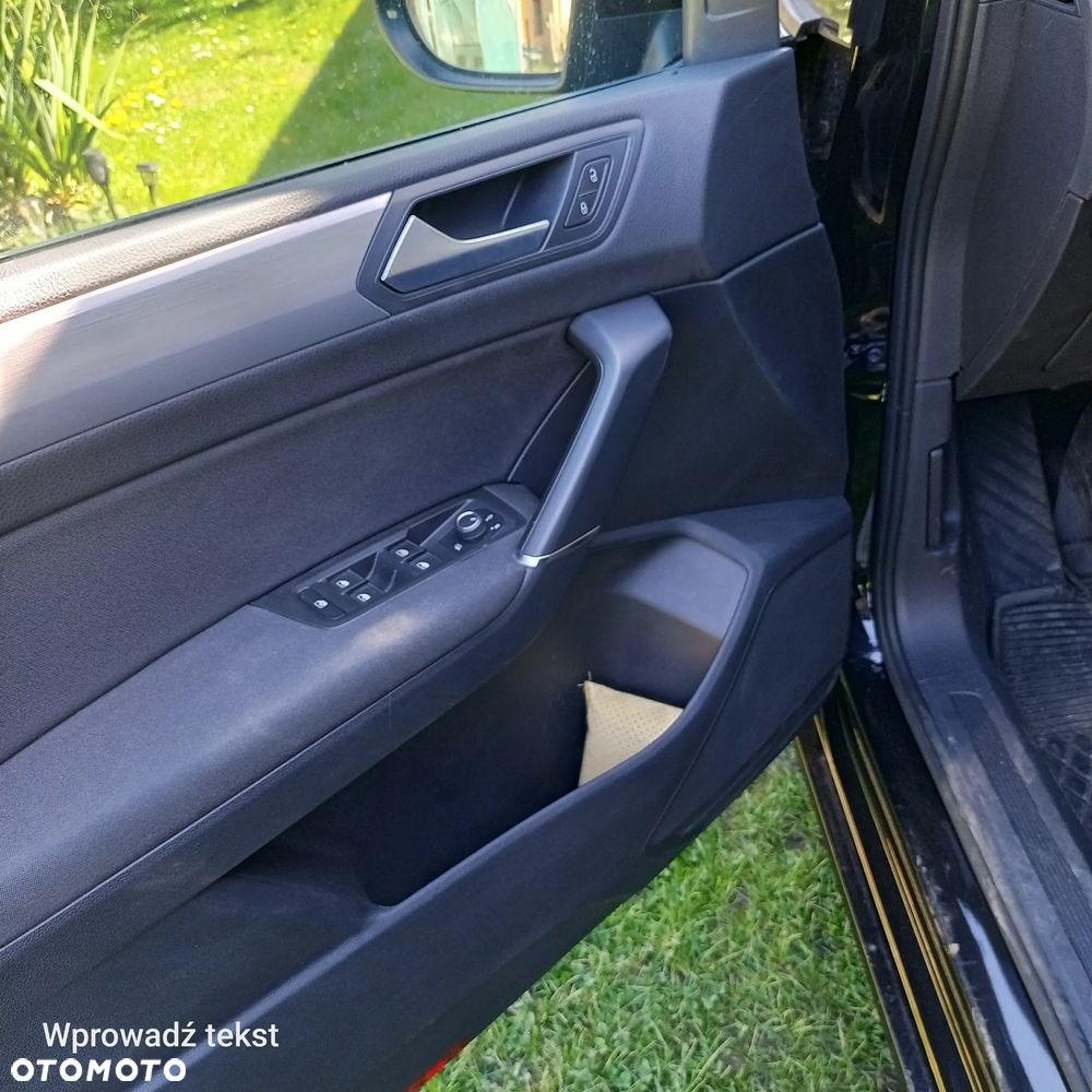 Volkswagen Touran - 15