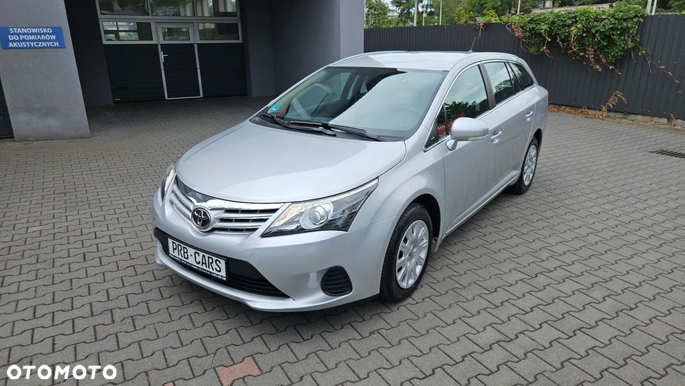 Toyota Avensis 1.6 Comfort - 2