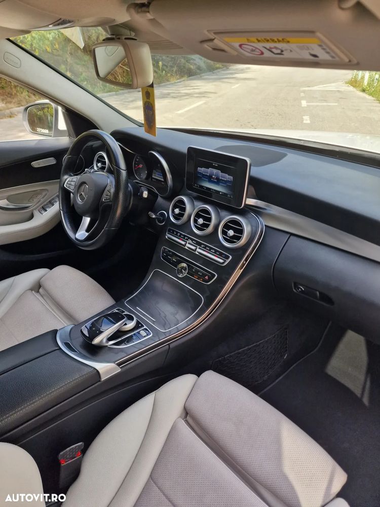 Mercedes-Benz C 220 d 4Matic T 7G-TRONIC - 6