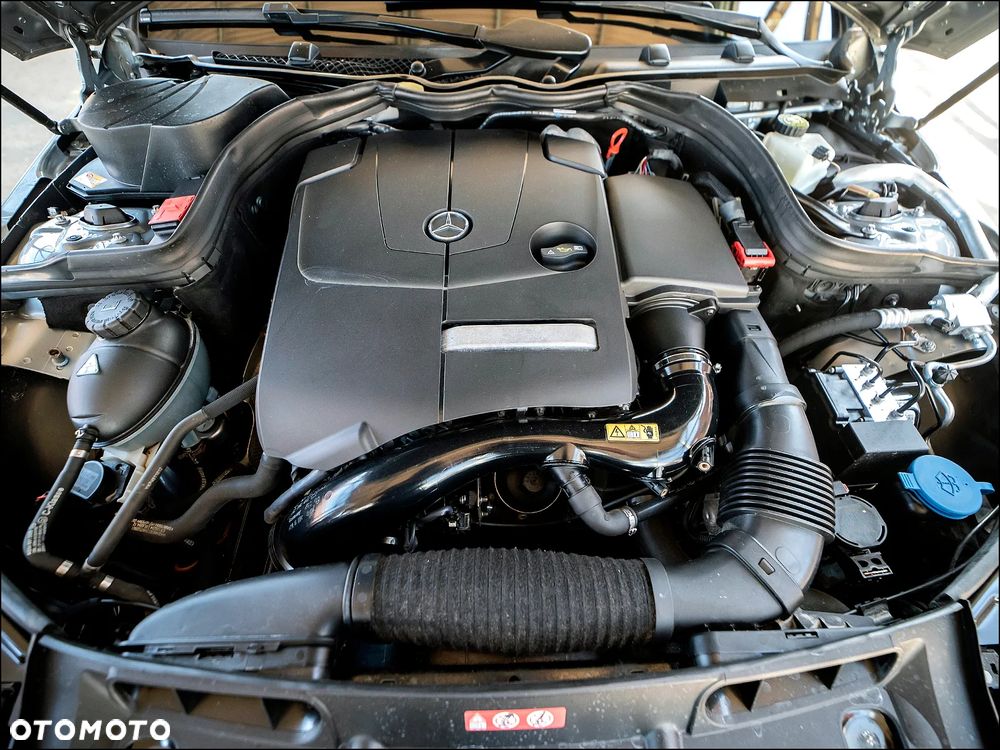Mercedes-Benz Klasa C 180 (BlueEFFICIENCY) Elegance - 40