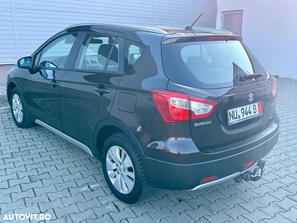 Suzuki S-Cross 1.6 DDIS 4x4 Comfort - 4